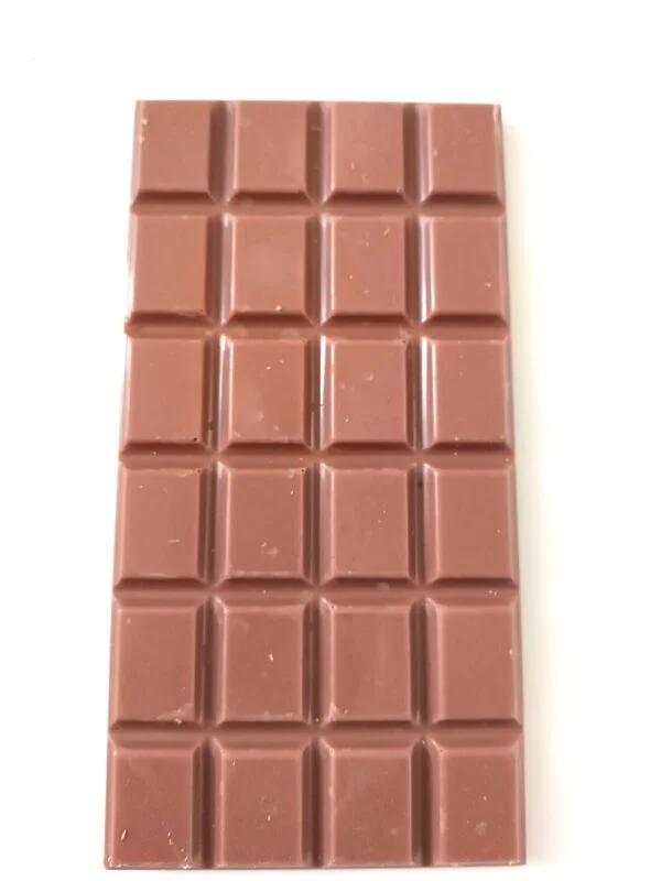 Chocolat au lait Artisanal au CBD – Image 2